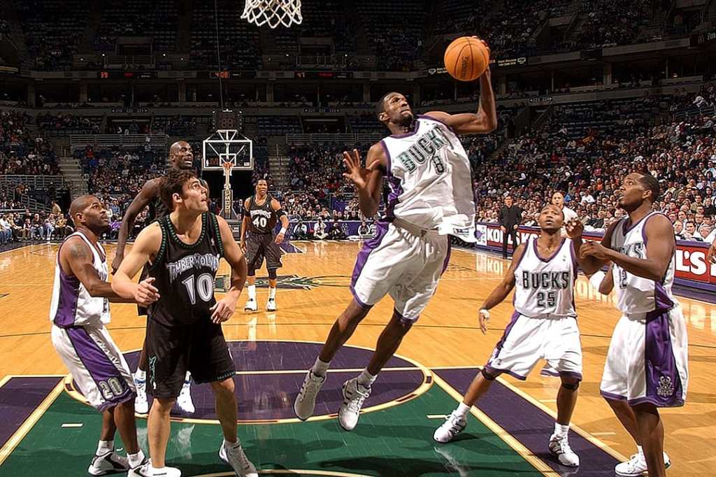 Basketball 8 wild NBA contract stories that changed the league forever